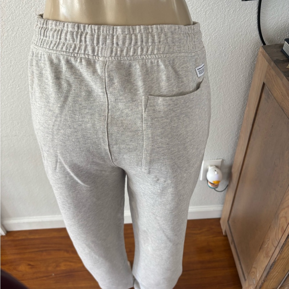 Women's Light Heather Gray Pull-On Joggers with Pocket